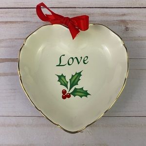 Lenox Love Holiday Sentiment Heart Shaped Candy Dish 4" Christmas